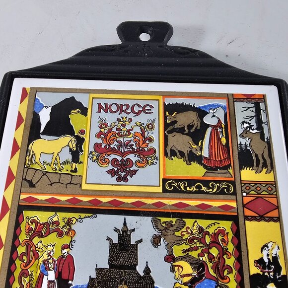 Norge Cast Iron Trivet With Colorful Tile Insert Norway - Picture 4 of 8